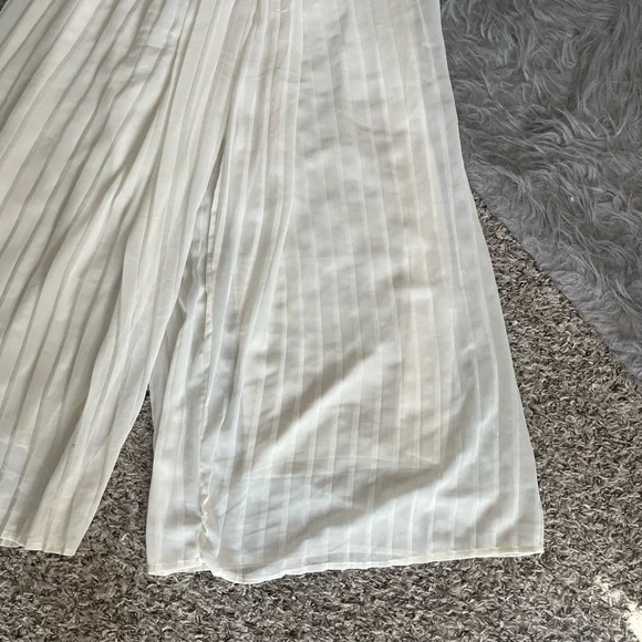 Japna Cream Pleated Extra-Wide Flowy Pants - Picture 3 of 13